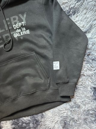 Sudadera Gallery Dept. Negra