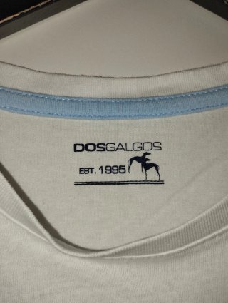 Camiseta blanca estampada palmeras