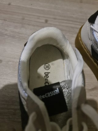 Zapatillas niña be casual plateadas nuevas