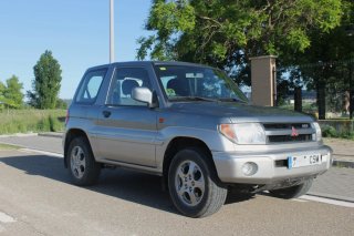 Mitsubishi Montero 2004