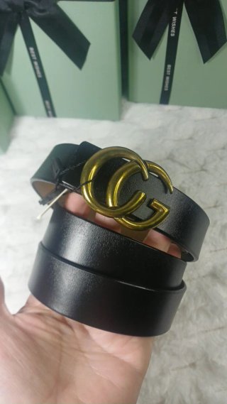 Cinturón Piel Negro Hebilla GG Dorado 95cm