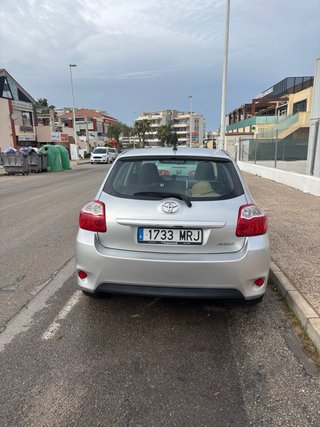 Toyota Auris 2010