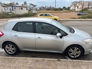 Toyota Auris 2010