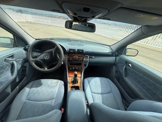 Mercedes-Benz Clase C 220