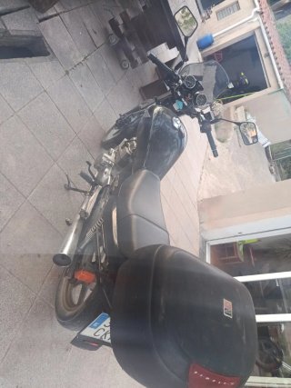 Honda CB 250 Naked Negra