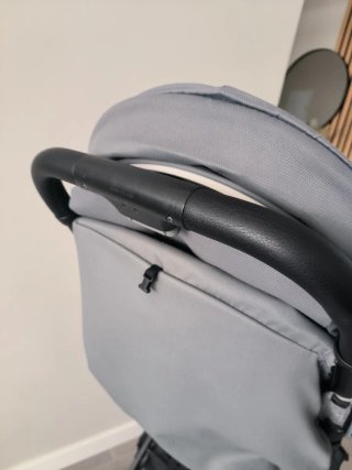 Silla ligera Inglesina Quid2 gris – compacta
