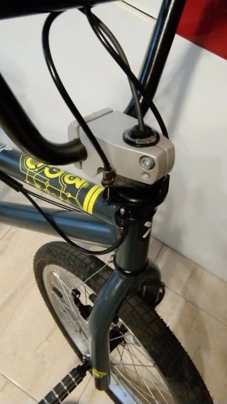 Bicicleta BMX Wipe 300