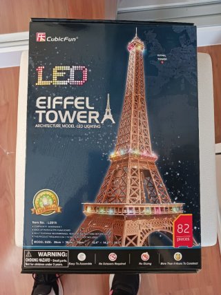 Puzzle 3D Torre Eiffel LED CubicFun