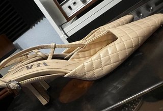 Zapatos Zara Beige Talla 39