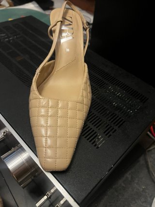 Zapatos Zara Beige Talla 39