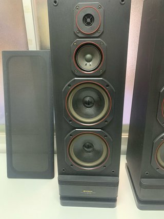 Altavoces Hi-Fi Hitachi Negros