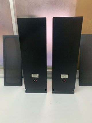 Altavoces Hi-Fi Hitachi Negros