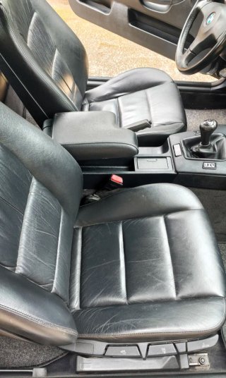 BMW e36 coupé 320i