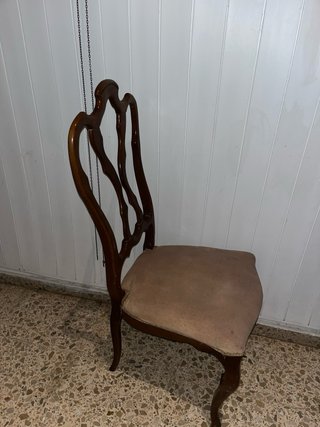 Silla madera estilo Isabelino vintage