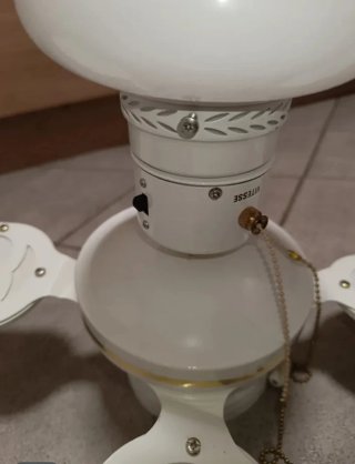 Ventilador de techo blanco