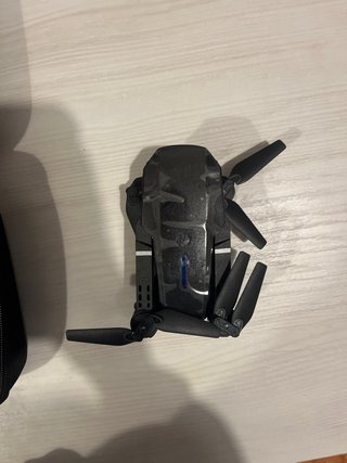 Dron con estuche