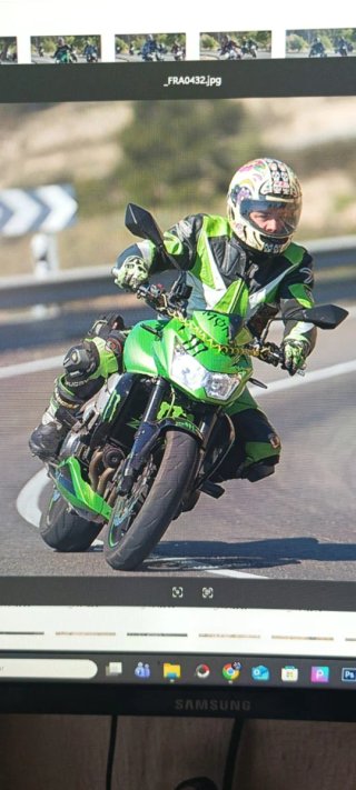 Kawasaki Z750 Naked Verde Negra
