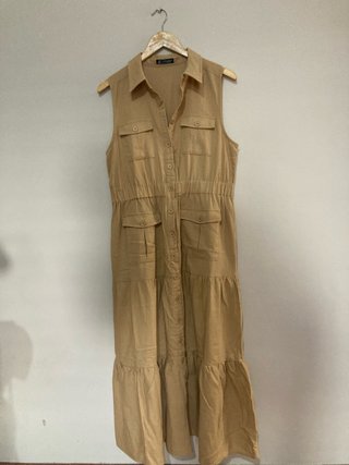 Vestido beige talla L