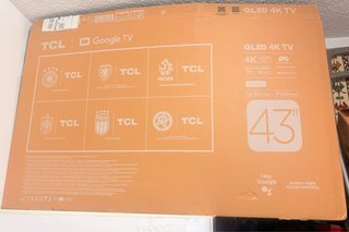 Caja TV TCL 43 pulgadas QLED 4K
