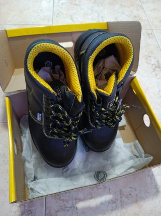 Botas de seguridad negras