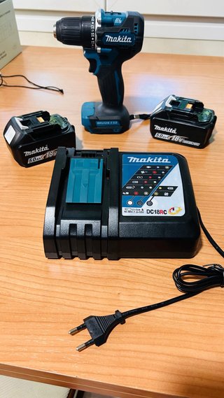 Taladro + 2 Baterías+ caragador de Baterias