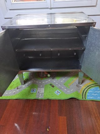 Horno de gas con botano lleno