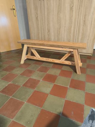 Banco rústico de madera