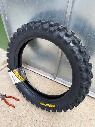 Neumático Proworks Enduro 120/90-18