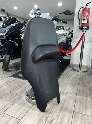 Asiento Yamaha Tmax 530