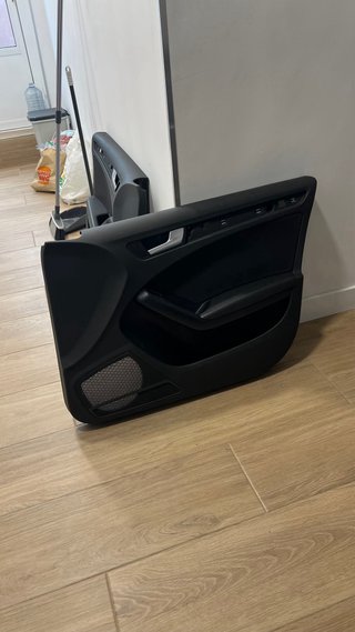 Paneles Puerta Audi A4 B8