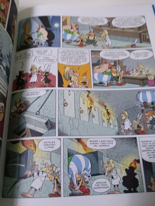Comic Asterix en Helvecia (Galos y Romanos)