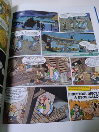 Comic Asterix en Helvecia (Galos y Romanos)