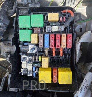 CAJA RELES / FUSIBLES PEUGEOT 308 6500J5