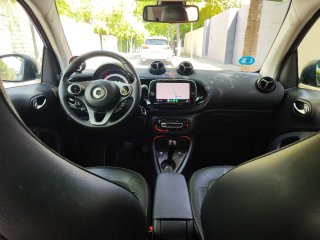 Smart fortwo 2022. Muchos extras.