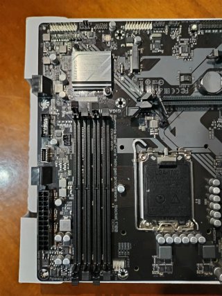 Scheda Madre Gigabyte B760M D3HP WIFI6