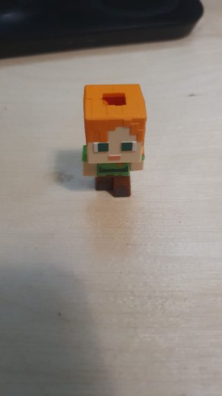 Figura Minecraft Kinder Joy