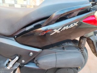 Yamaha X-Max 250 black