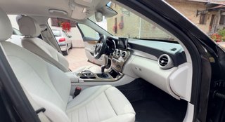 Mercedes-Benz C-CLASS  /FULL EXTRAS (Negociable)