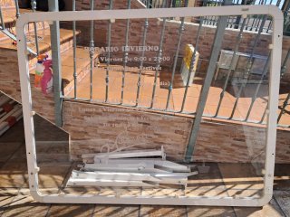 Toldos y cortavientos..estructura  carpa terraza b