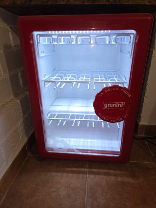 Nevera Granini Roja