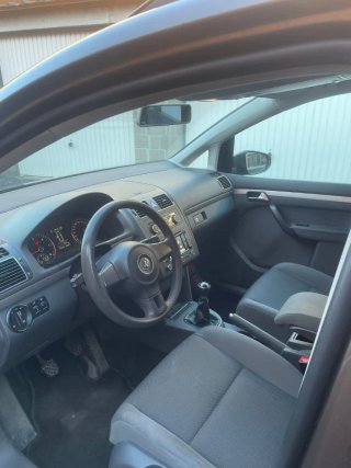 Volkswagen Touran 2012