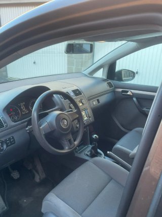 Volkswagen Touran 2012