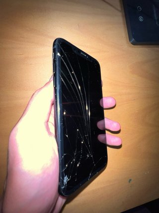 iPhone XR Negro (Pantalla Rota)