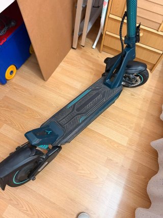 Patinete Eléctrico Cecotec Bongo Y65
