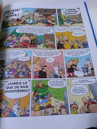 Comic Axterix y Obelix La Cizaña (Galos y Romanos)