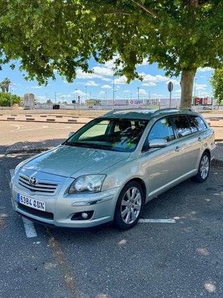 Toyota Avensis 2009