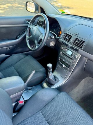 Toyota Avensis 2009