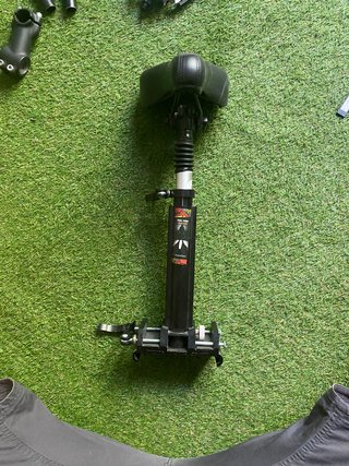 Sillín ajustable patinete eléctrico