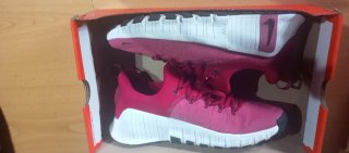 Nike Metcon 6 Talla 40 Granate