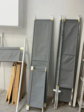 Litera Ikea Gris/Blanco